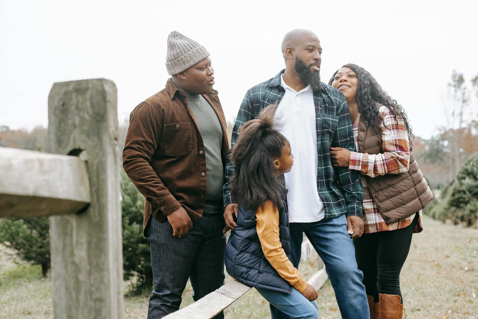 Couple choosing a 401(k) alternative for their retirement